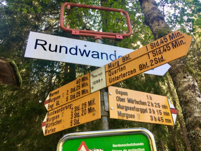 The signpost shows 3h 45min to the lake : (